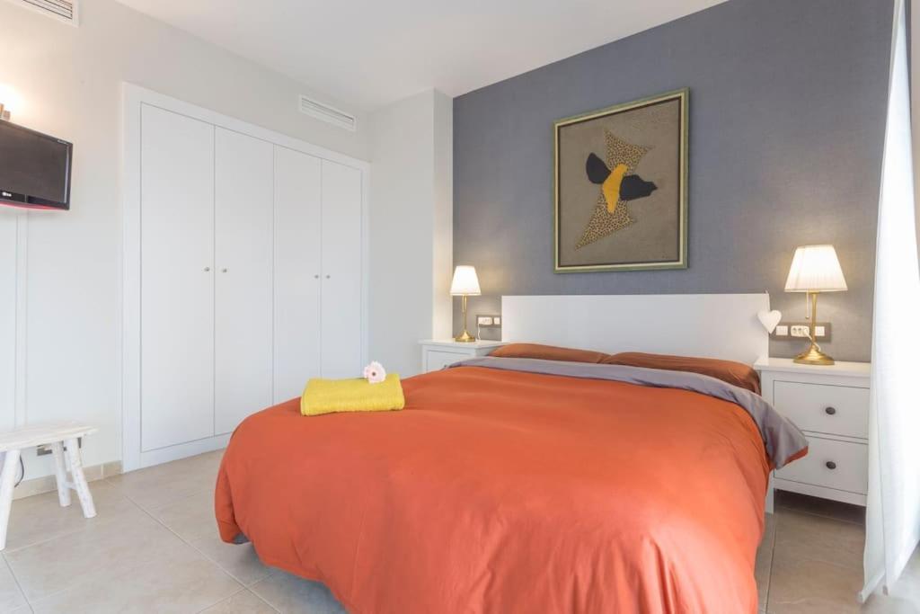 Piso De 2 Habitaciones, 3 Piscinas Y Cerca Del Mar ロザス エクステリア 写真